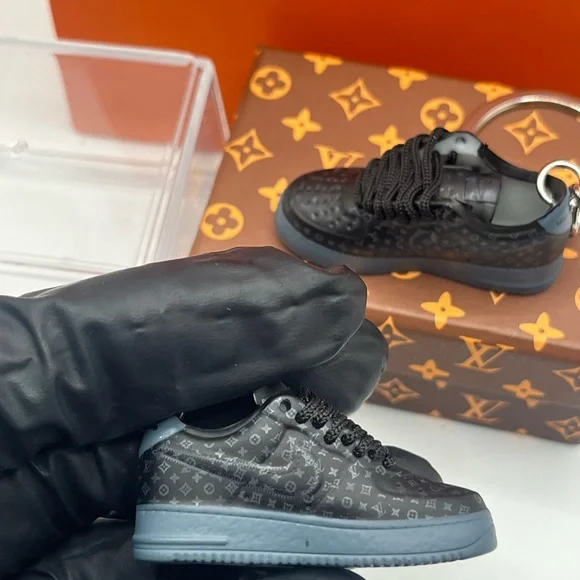 Louis Vuitton Air Force 1 Mini Sneaker Keychain Set w/ box, bag,and display case - Picture 4 of 8